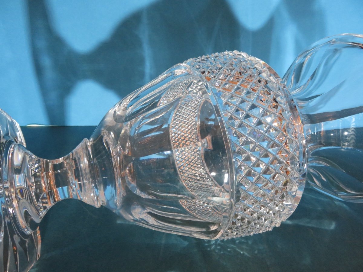 Medici-shaped Crystal Vase, Diamond-cut And Flat Ribs (height 30 Cm) 20th Century-photo-2