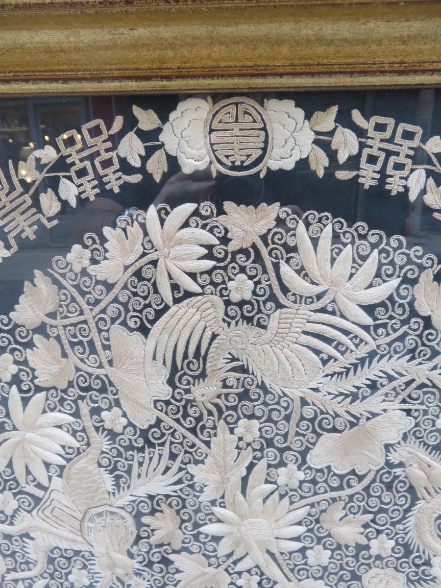 Large Circular Embroidery, Chinese, In Silk Thread, Framed, Early 20th Century -photo-2