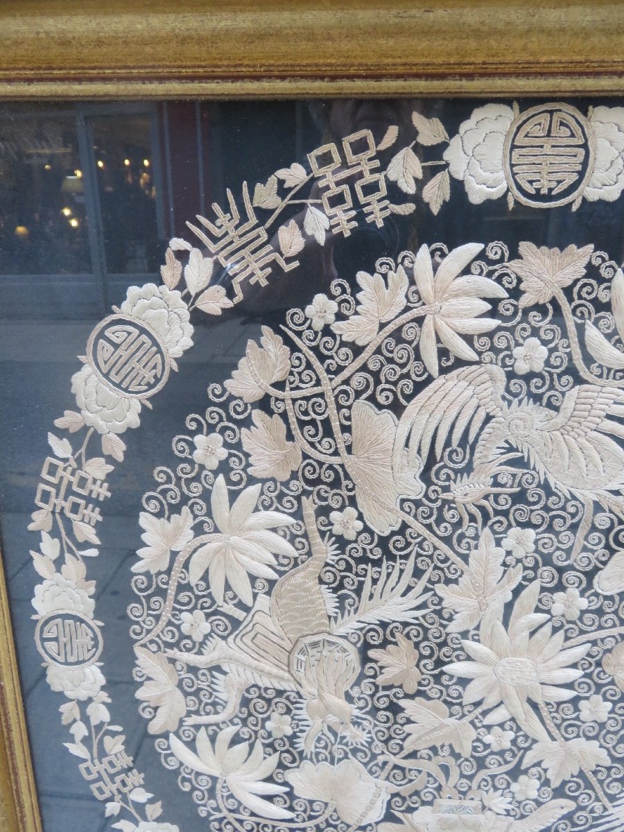 Large Circular Embroidery, Chinese, In Silk Thread, Framed, Early 20th Century -photo-2