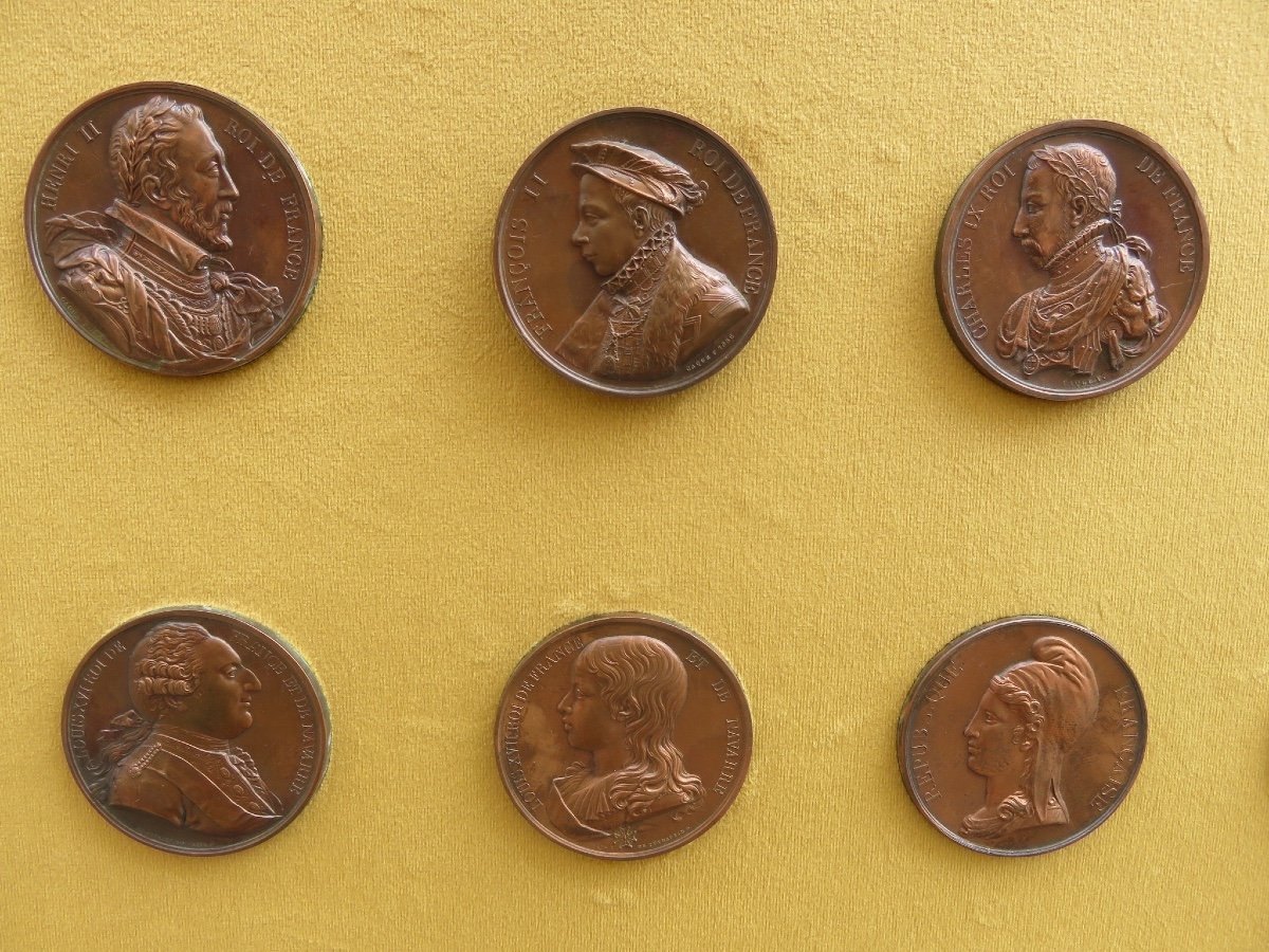 Galerie numismatique des Rois de France 74 médailles en cuivre réalisées par A. CAQUE 1795-1881-photo-5