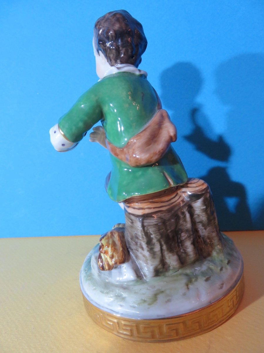 Sujet , figurine allemande ,en porcelaine ,représentant un jeune faucheur , Volkstedt début XX-photo-6