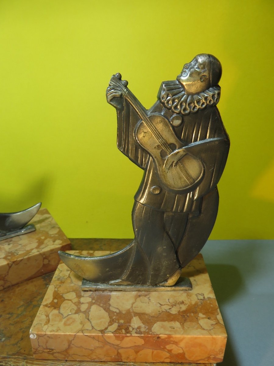 Pair Of Bookends "pierrot And Colombine" Sitting On A Crescent Moon, Marble Base-photo-2