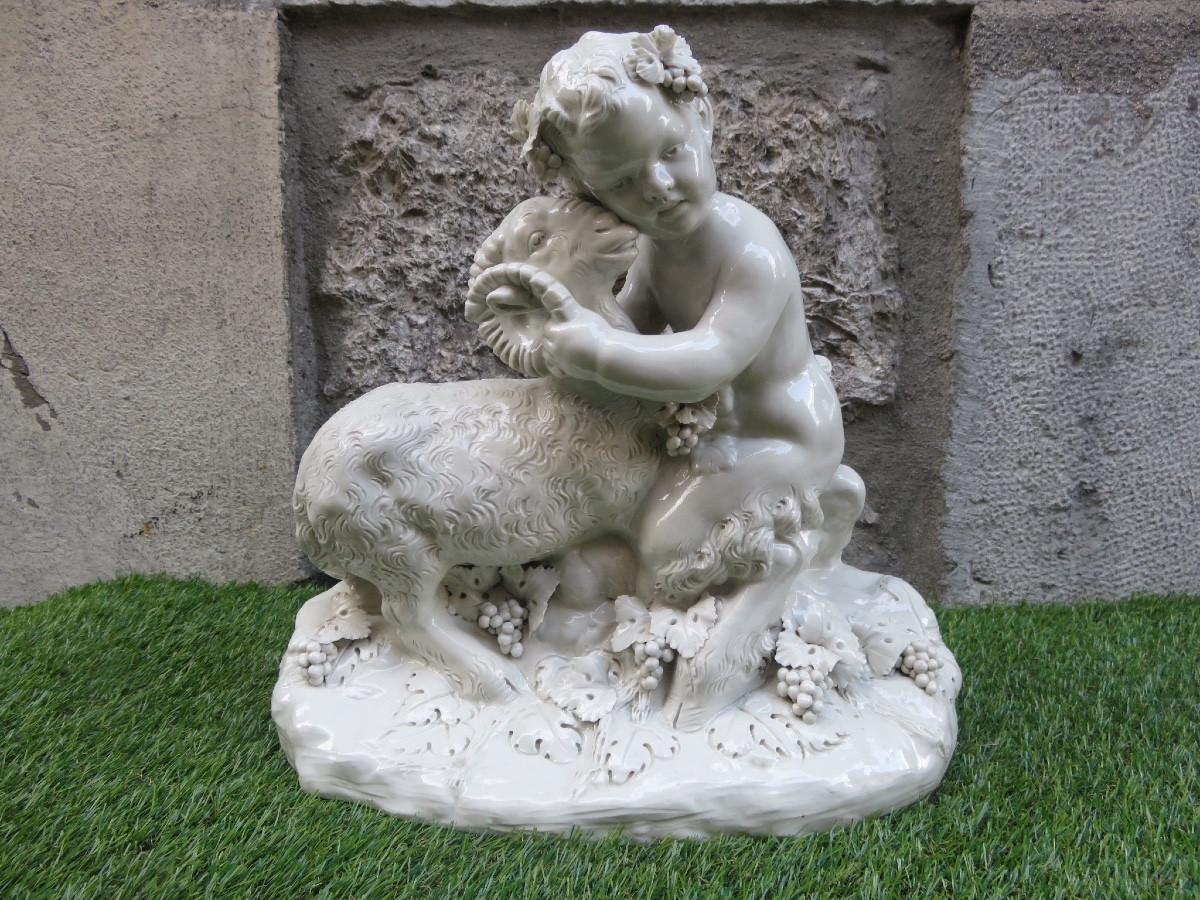 Groupe en porcelaine présentant un petit satyre et un bélier signé Joseph .d' Aste Capodimonte -photo-8