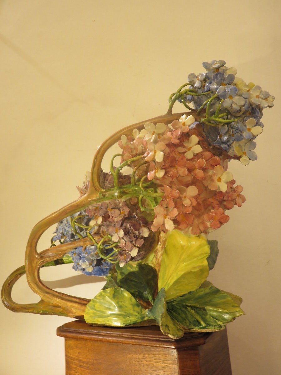 Jardiniere In Art Nouveau Slush: Bouquet Of Blue And Pink Hydrangeas-photo-2