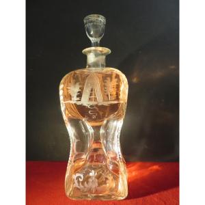 Carafe In The Shape Of An Hourglass, In Blown Glass, Engraved, Mills And Sailboats Holland XVIII