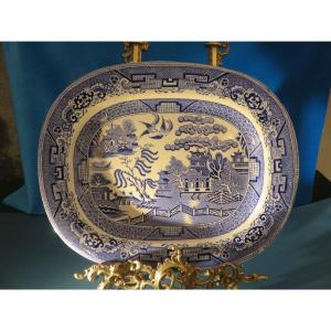 Fine English Earthenware Dish: The "willow Pattern", 19th Century