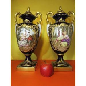 Pair Of Covered Vases In Polychrome Porcelain In The Style Of Sèvres, Signed Garnier 19th Century