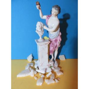 Statuette, figurine  féminine sculptant un buste ,en porcelaine et biscuit,marque Samson  XIX 