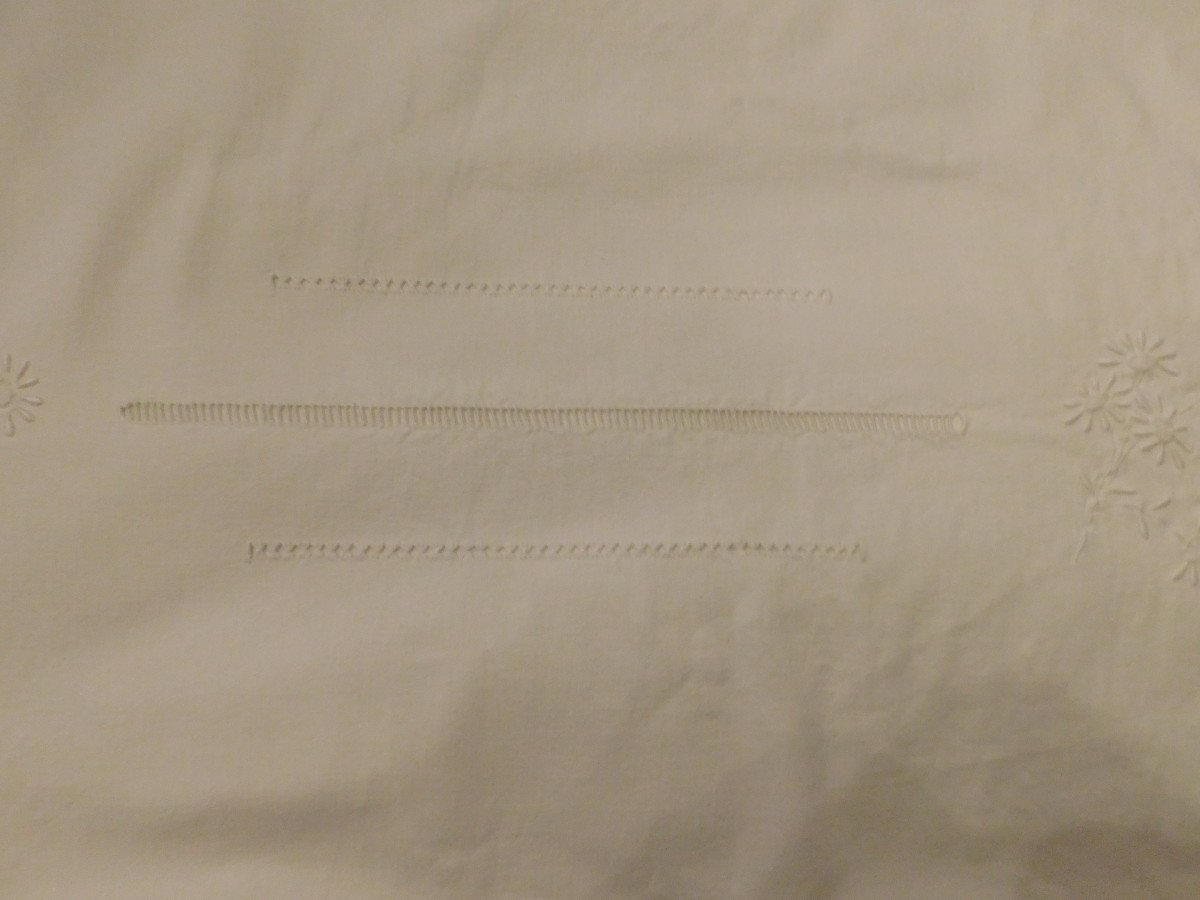 Embroidered Sheet-photo-3