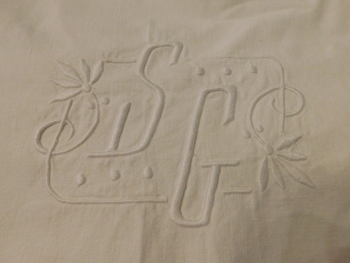 Embroidered Sheet-photo-4