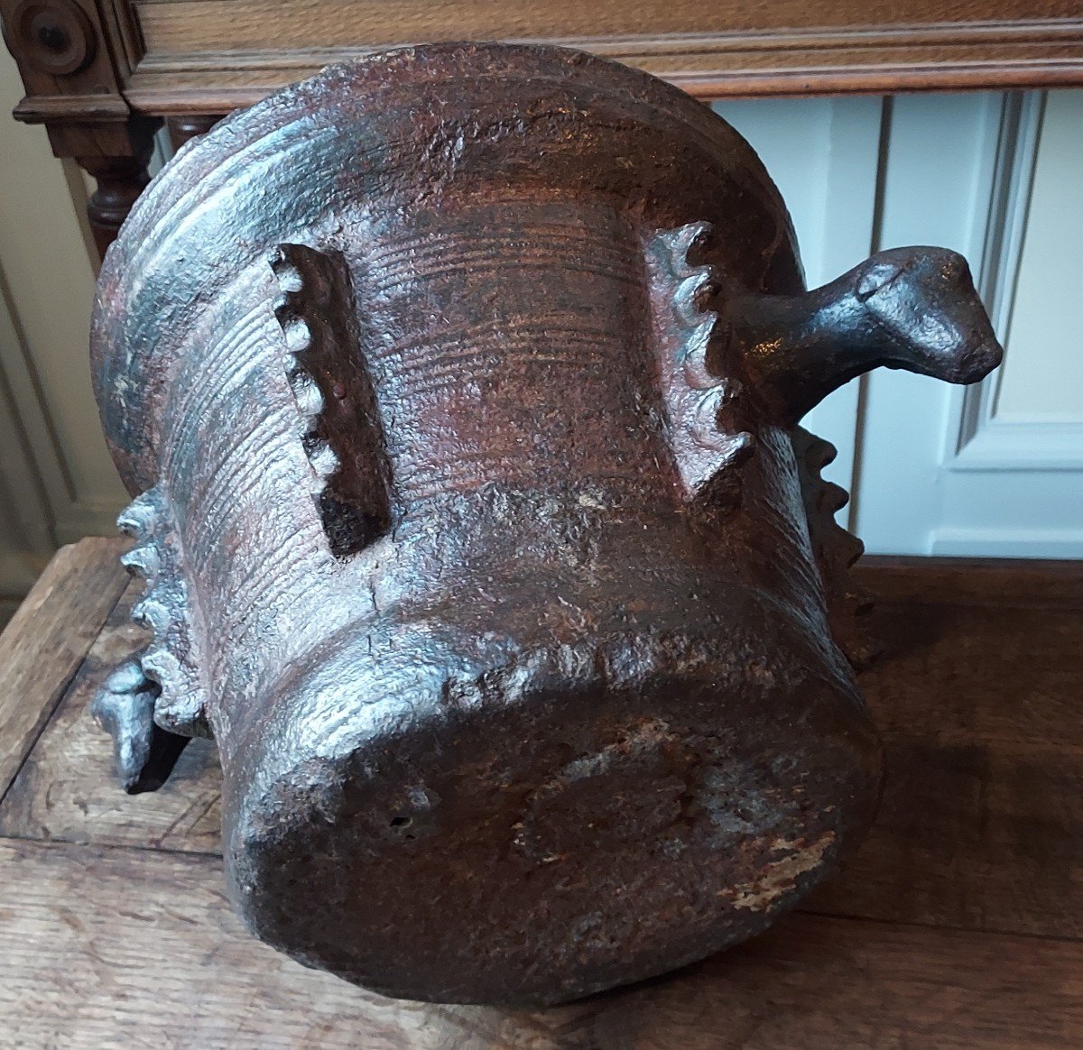 Spectacular Gothic Cast Iron Mortar -photo-2