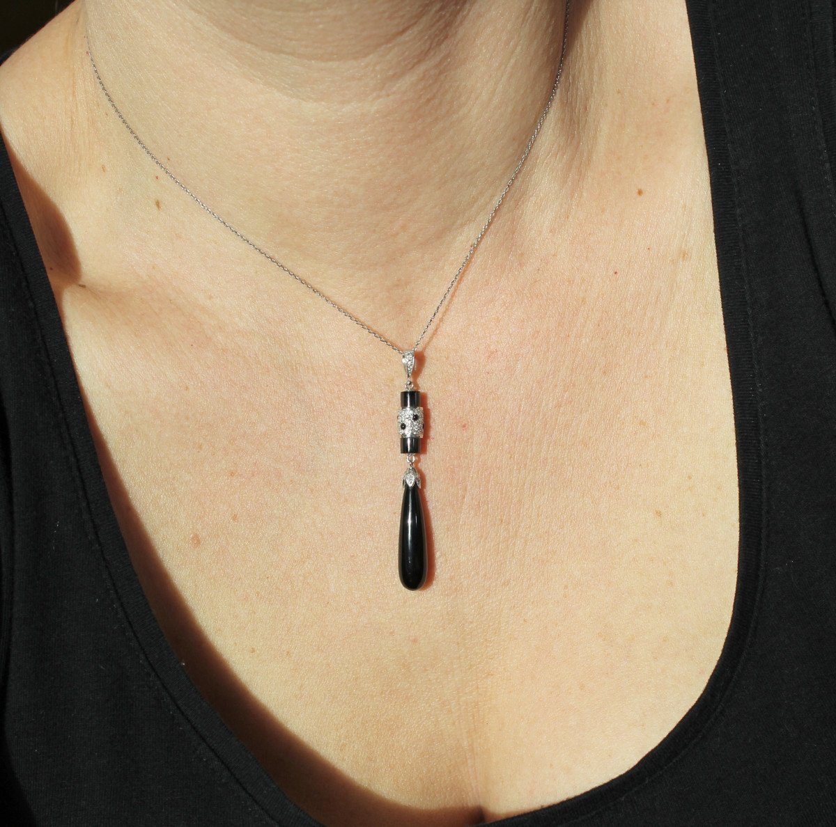 Gold, Onyx And Diamond Necklace-photo-3