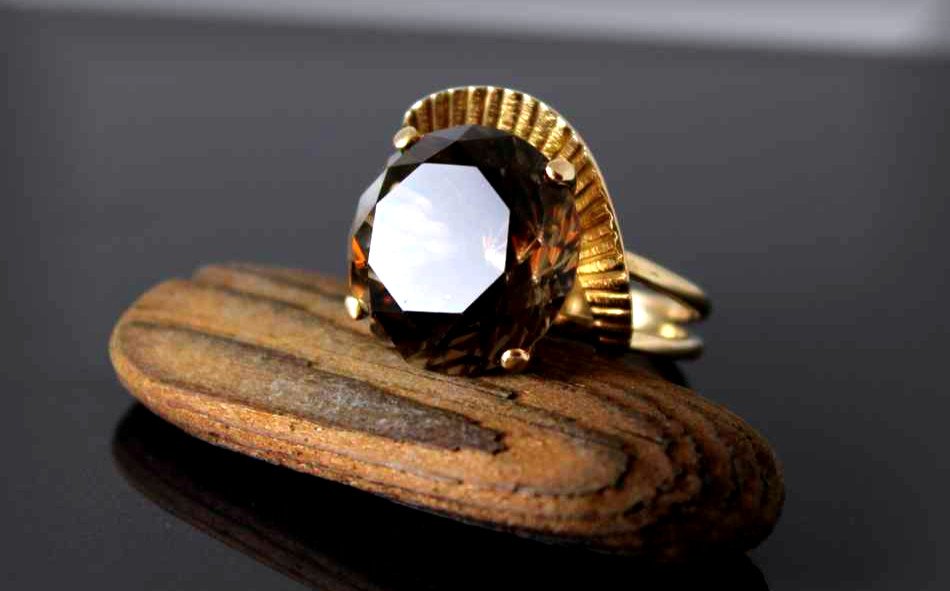 Gold And Smoky Quartz Ring