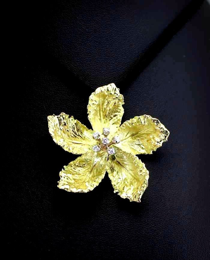 Gold And Diamond Pendant - 20.20 G - 4.5 Cm-photo-2