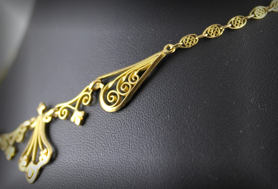 Gold 750 Million Drapery Necklace-photo-1