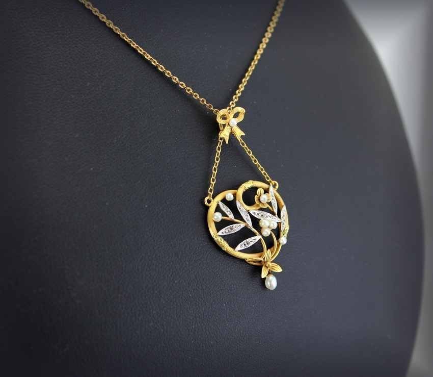 Gold Pendant, Art Nouveau-photo-4