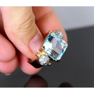 Gold, Aquamarine And Diamond Ring