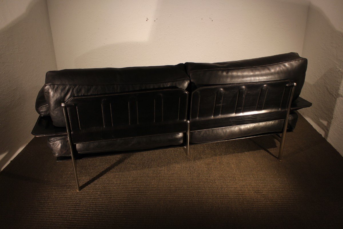 Couch-photo-3