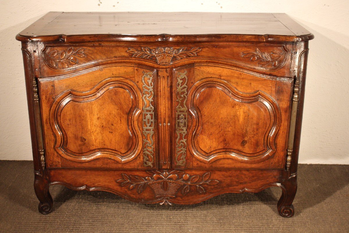  Low Provençal Chest