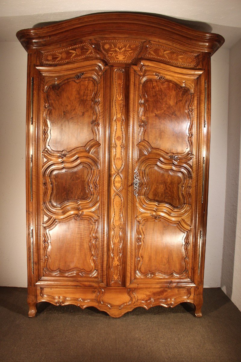 Armoire Lyonnaise De Mariage 