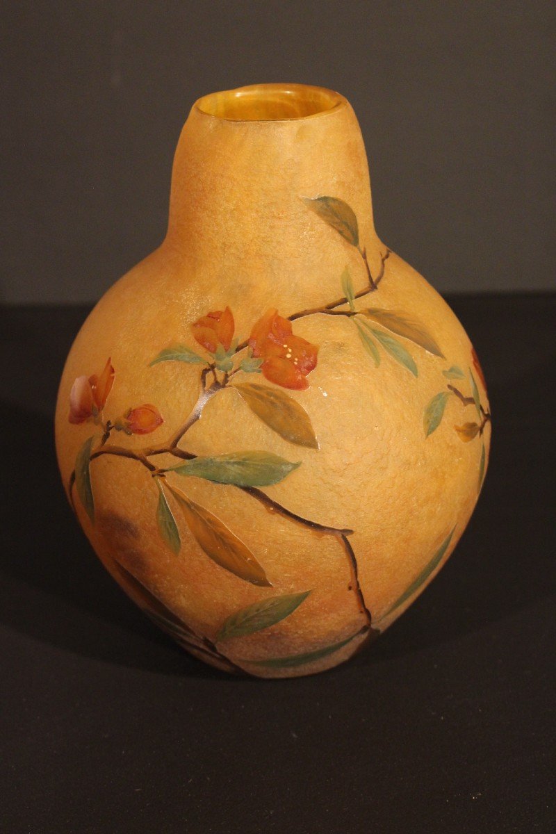  Daum Vase