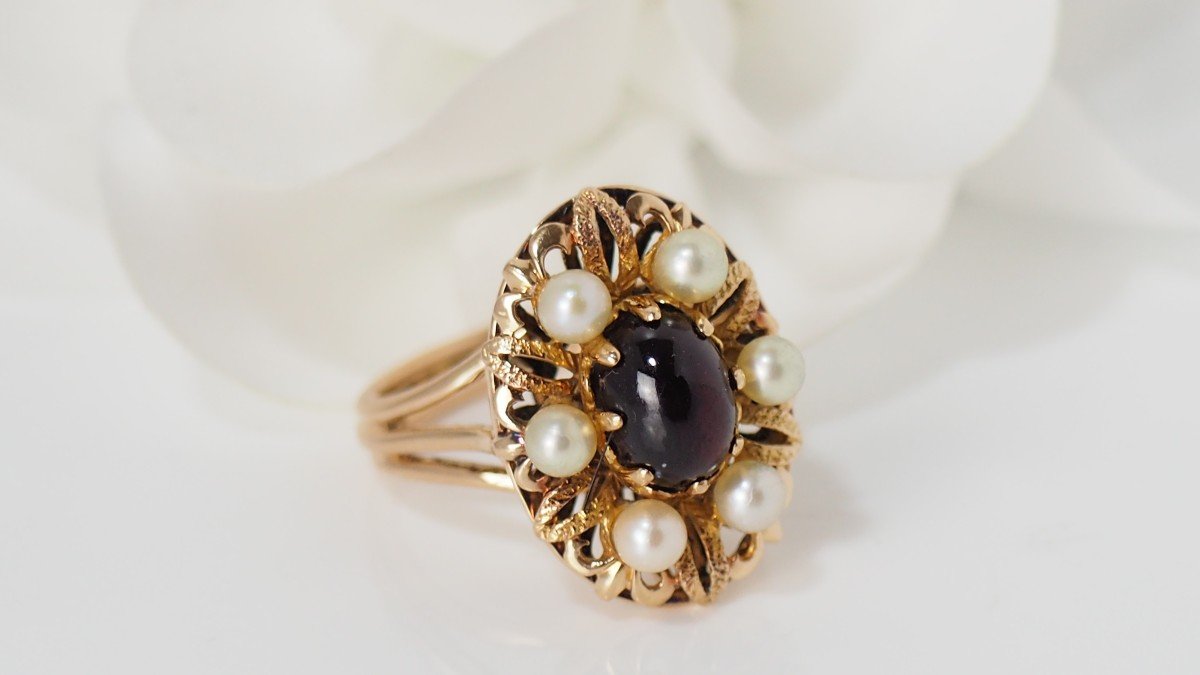 Vintage Ring In Yellow Gold, Garnet Cabochon And Pearls-photo-4