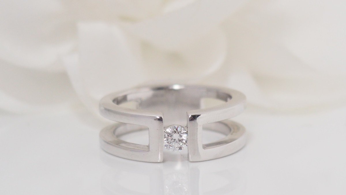 White Gold And Diamond Ring