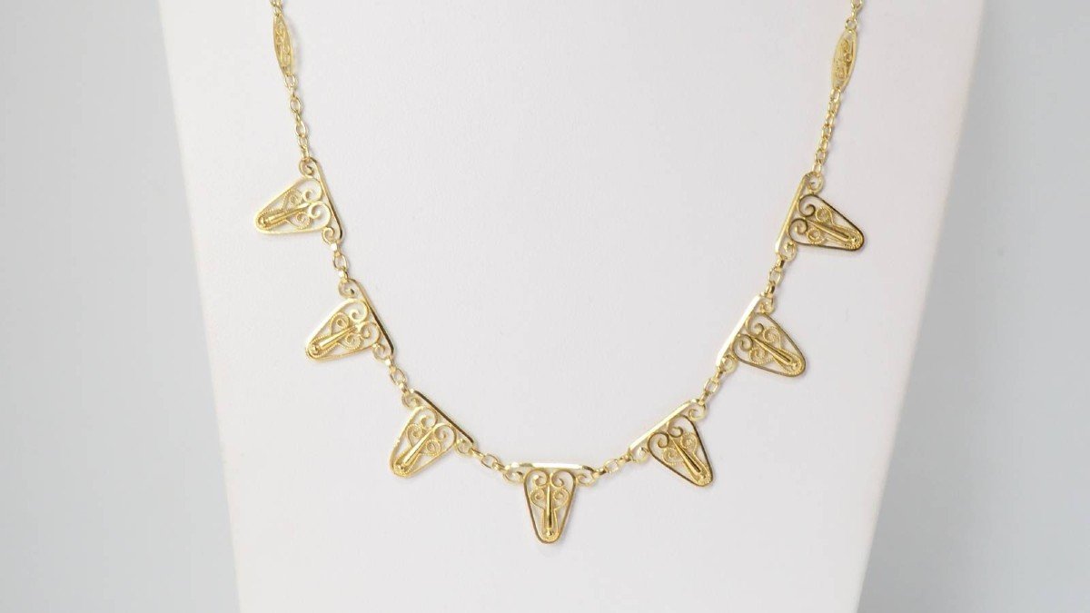 Filigree Gold Drapery Necklace-photo-3