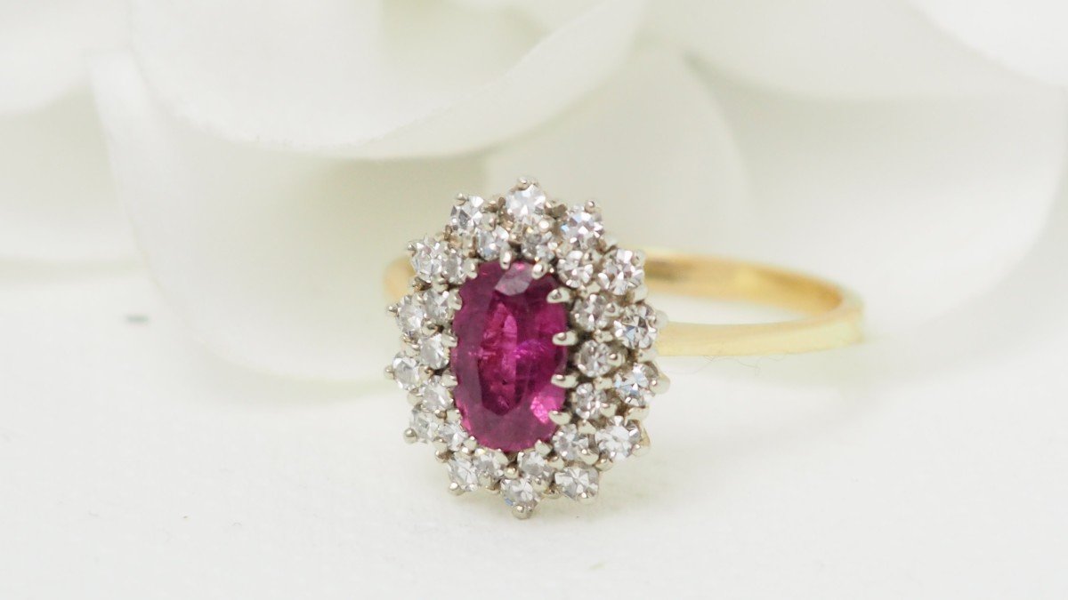 Entourage E Ring In Yellow Gold, Ruby And Diamonds-photo-1