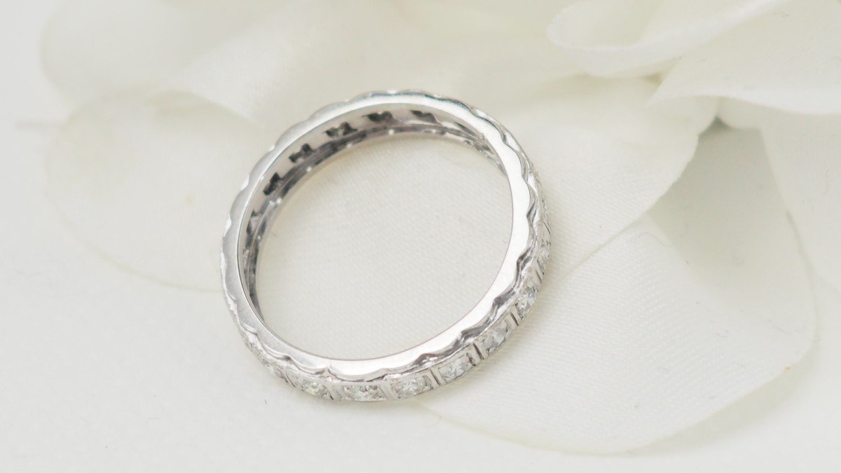 Wedding Ring In White Gold And Diamonds-photo-4