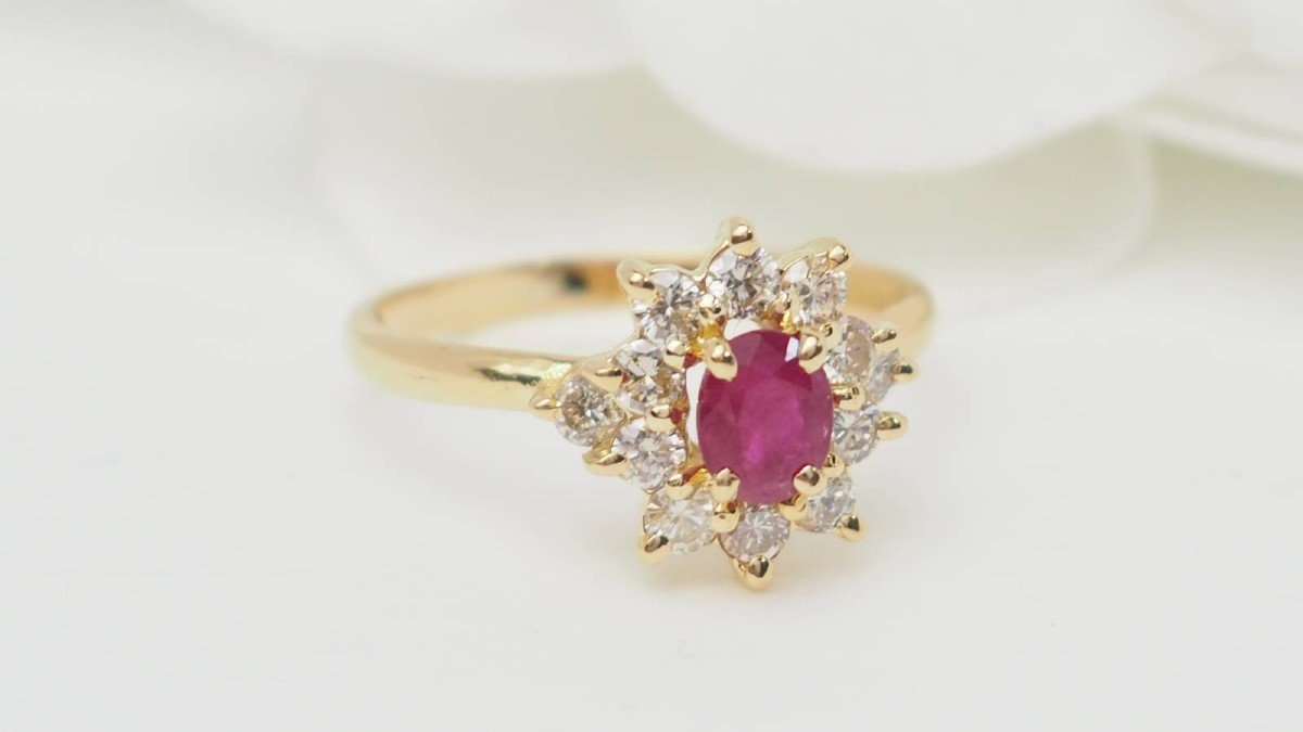 Marguerite Ring In Yellow Gold, Ruby And Diamonds-photo-1