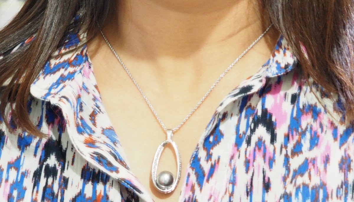 White Gold Necklace, Tahitian Pearl And Diamonds-photo-4