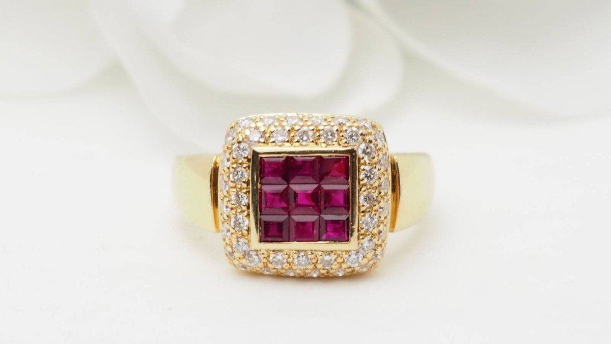 Bague Carrée En Or Jaune, Rubis Et Diamants 