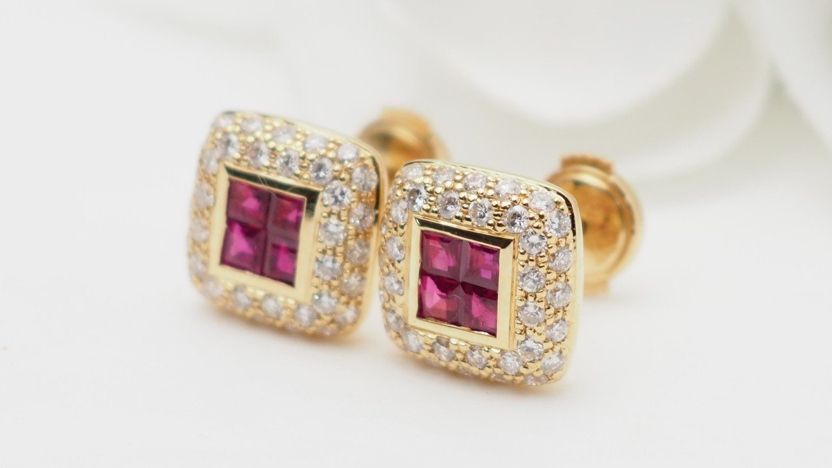 Earrings In Yellow Gold, Ruby And Diamonds-photo-4