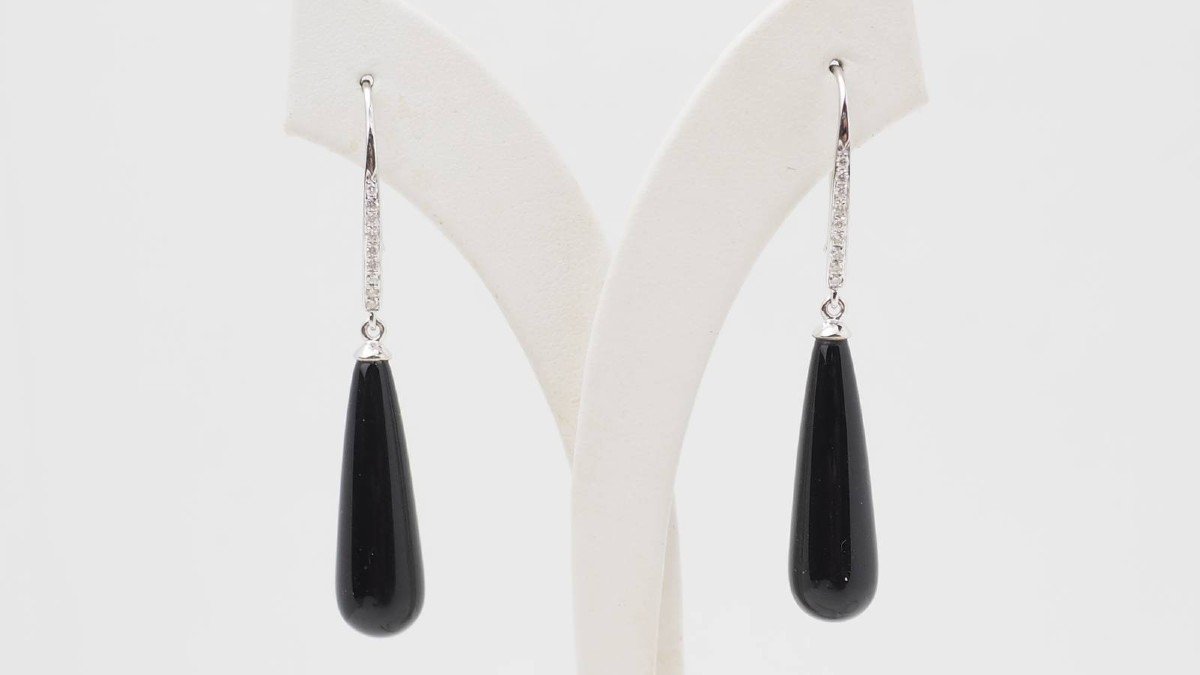 Boucles d'Oreille En Or Blanc, Diamants Et Onyx-photo-2