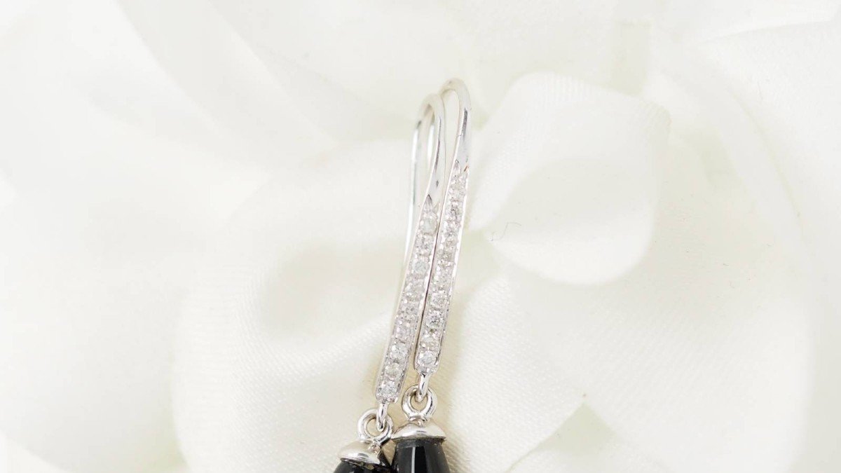 Boucles d'Oreille En Or Blanc, Diamants Et Onyx-photo-1