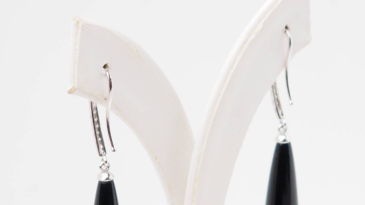 Boucles d'Oreille En Or Blanc, Diamants Et Onyx-photo-2