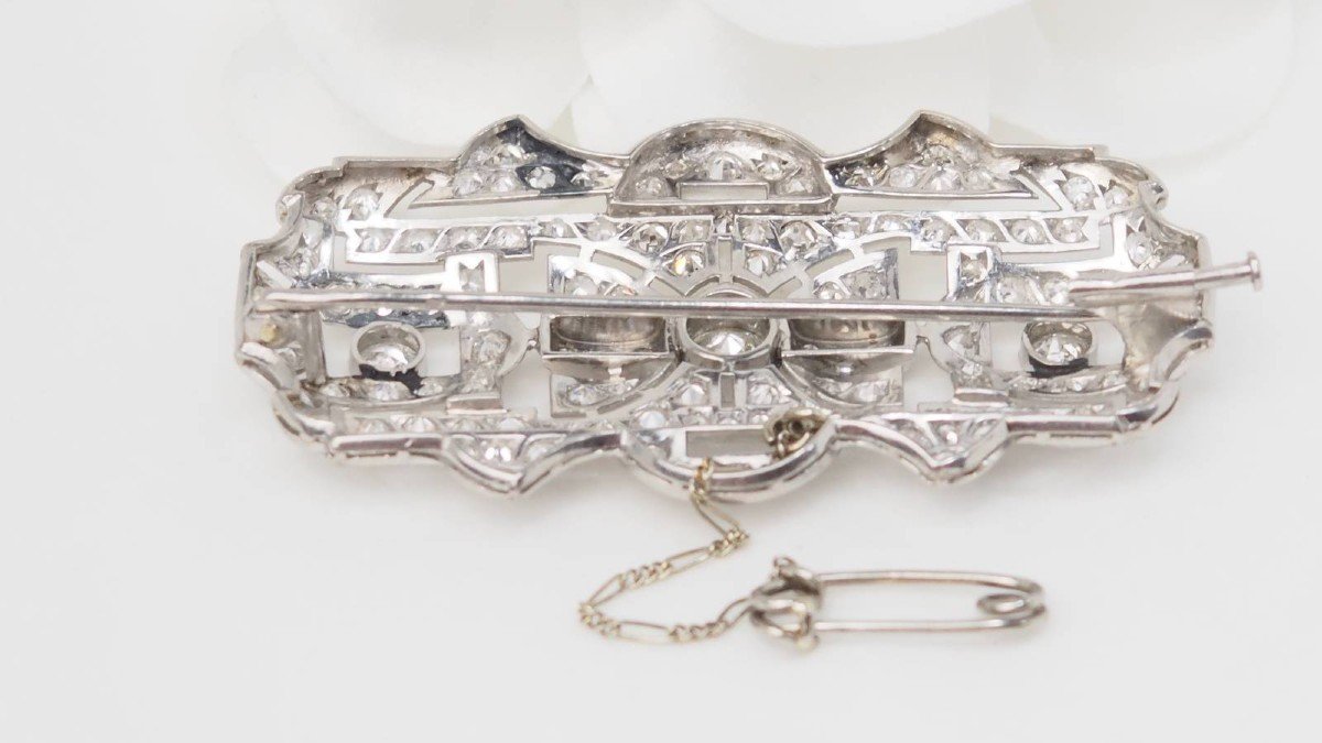 Art Deco Brooch In Platinum And Diamonds-photo-3