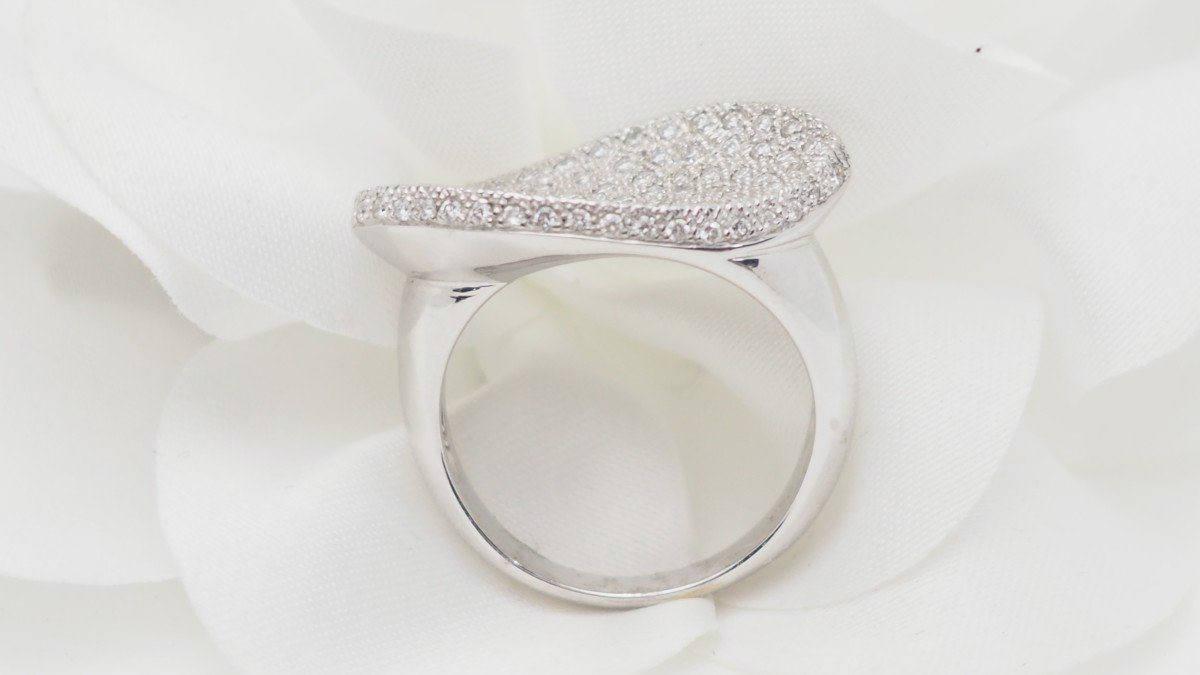 Pavement Ring In White Gold And Diamonds-photo-2