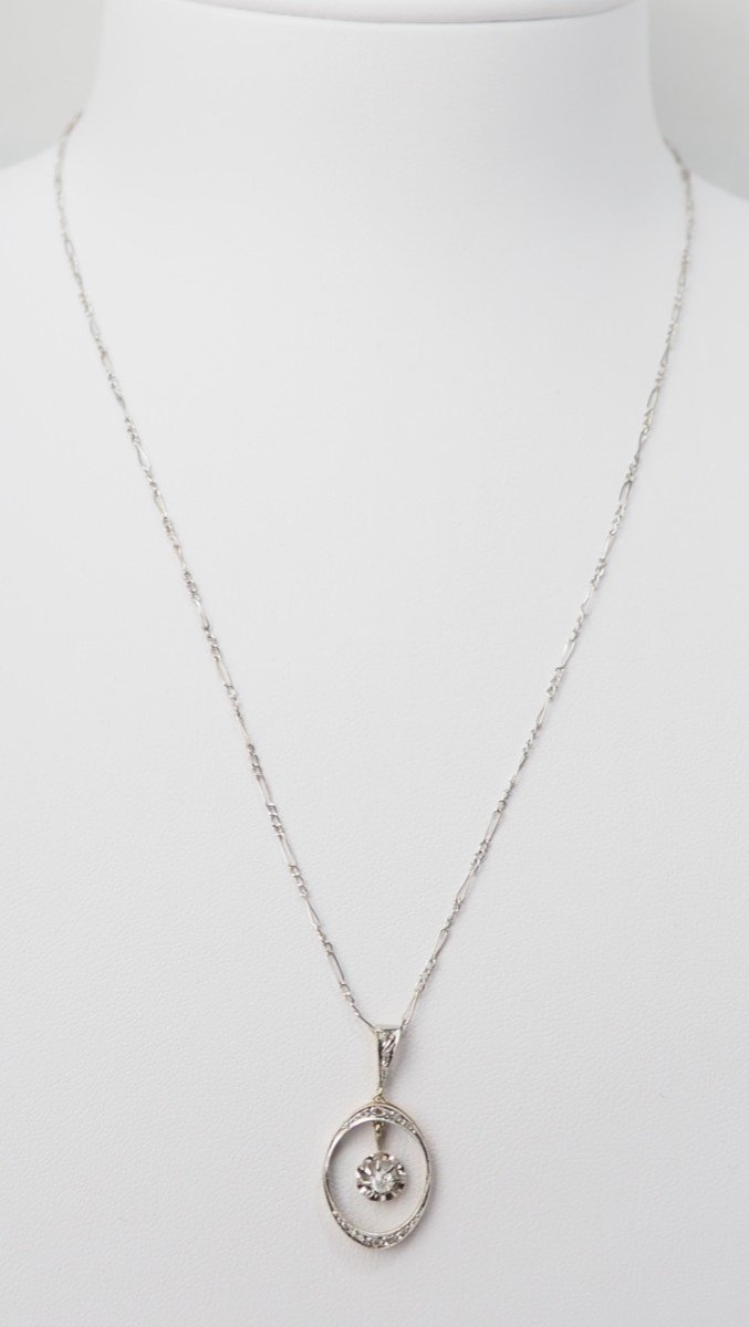 Collier Négligé En Or Blanc Et Diamants