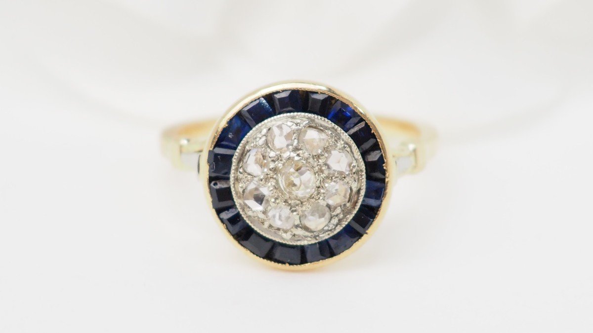 Antique Ring In Yellow Gold, Diamonds And Sapphires -photo-2