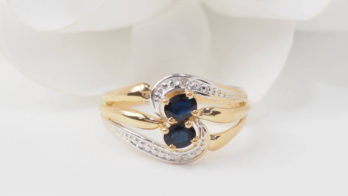 Vintage Ring In Yellow And White Gold, Sapphires And Brilliants