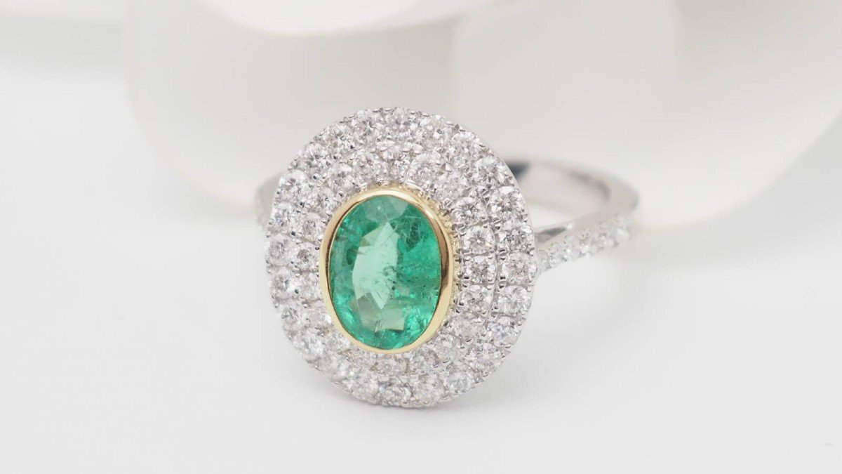 Two-tone Gold Entourage Ring, Oval Emerald And Diamonds-photo-4