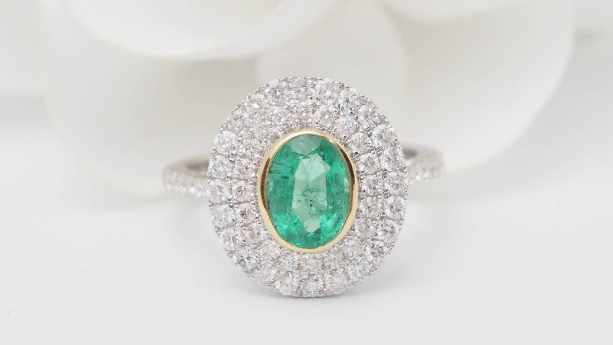 Two-tone Gold Entourage Ring, Oval Emerald And Diamonds-photo-1