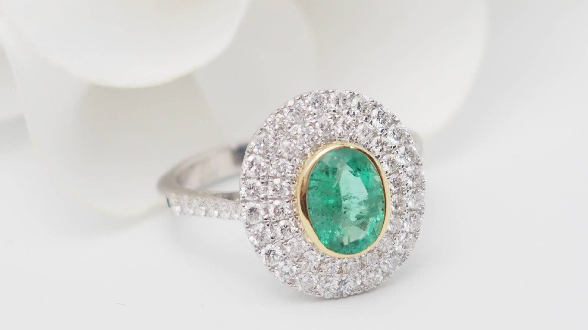 Two-tone Gold Entourage Ring, Oval Emerald And Diamonds-photo-3