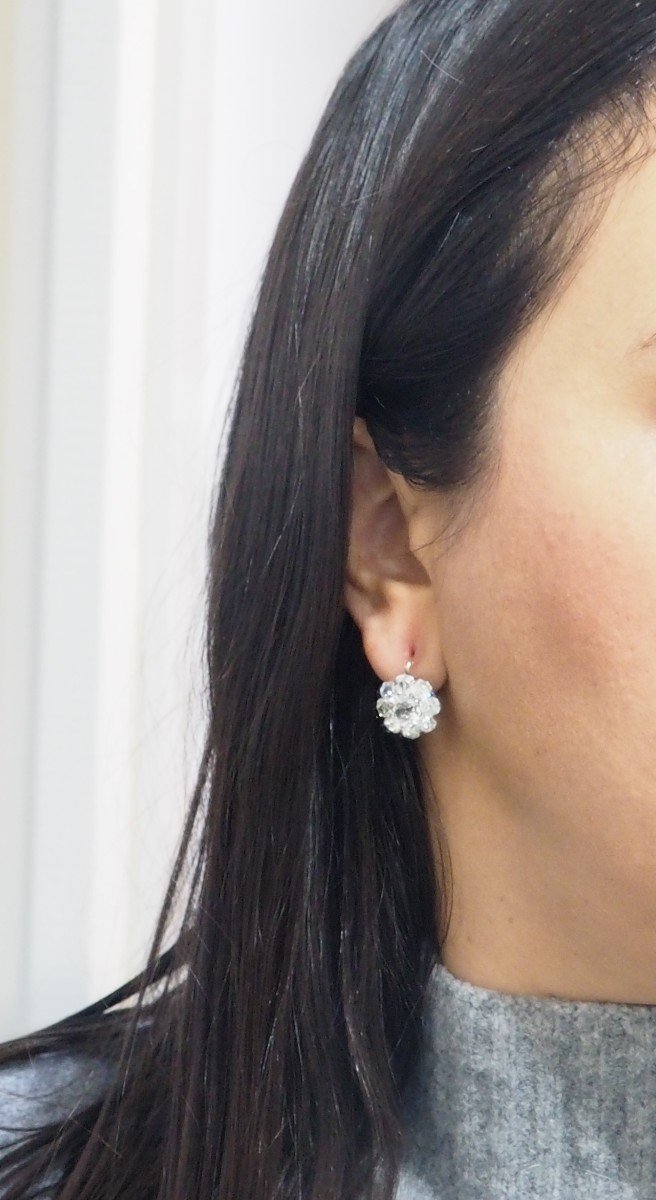 Boucles d'Oreilles Dormeuses En Or Et Pierres Blanches-photo-3