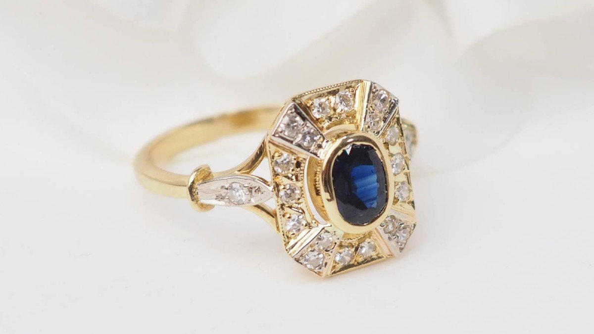 Vintage Yellow Gold, Sapphire And Oval Diamond Ring-photo-3