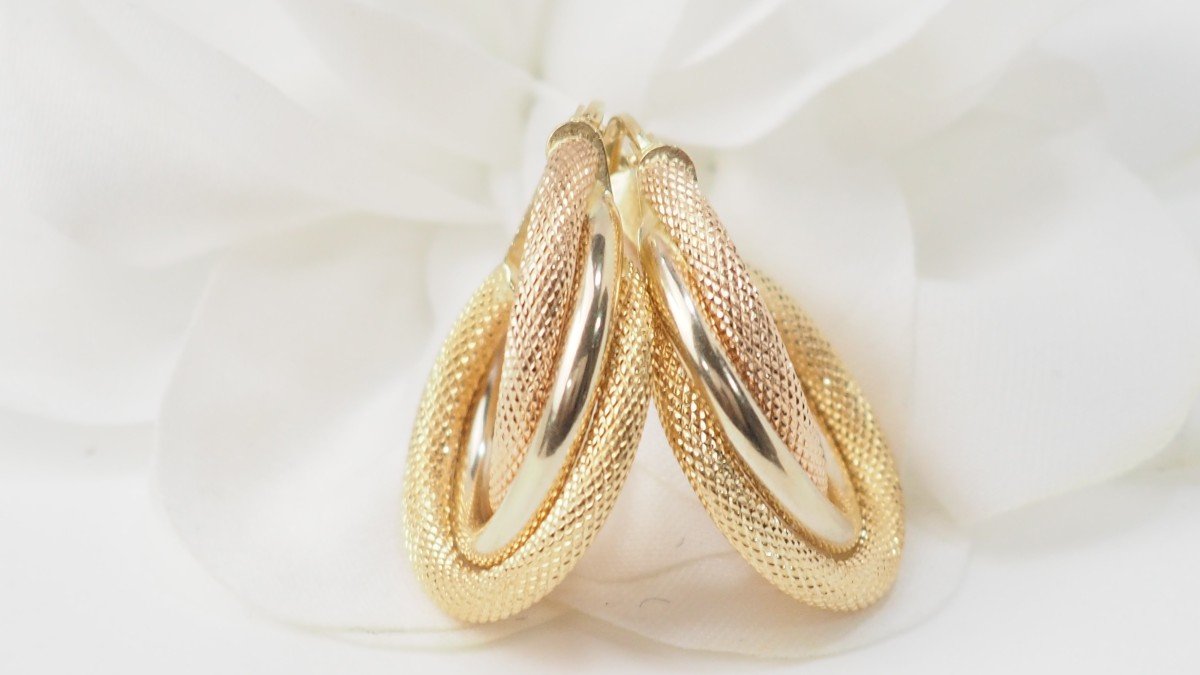 3 Gold Earrings-photo-3