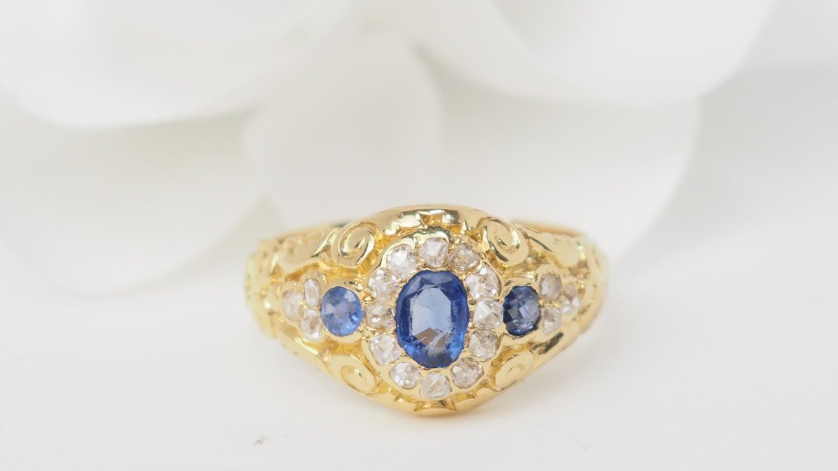 Blue Topaz Ring In Yellow Gold And Diamonds-photo-2