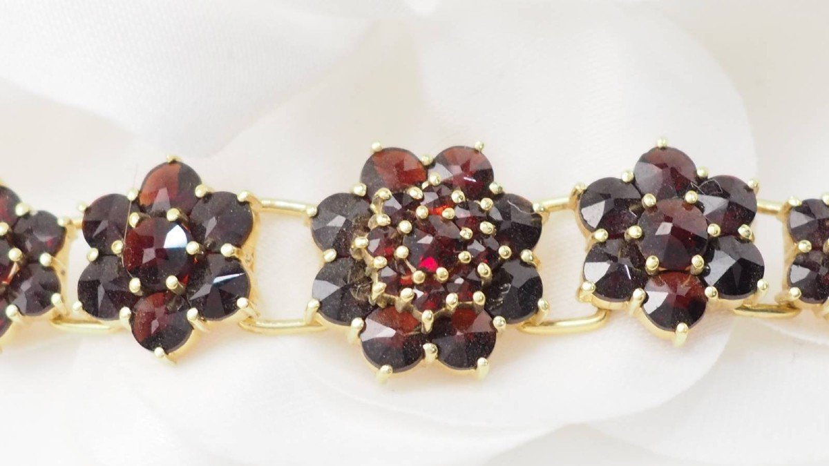 Vintage Yellow Gold And Garnet Bracelet-photo-3